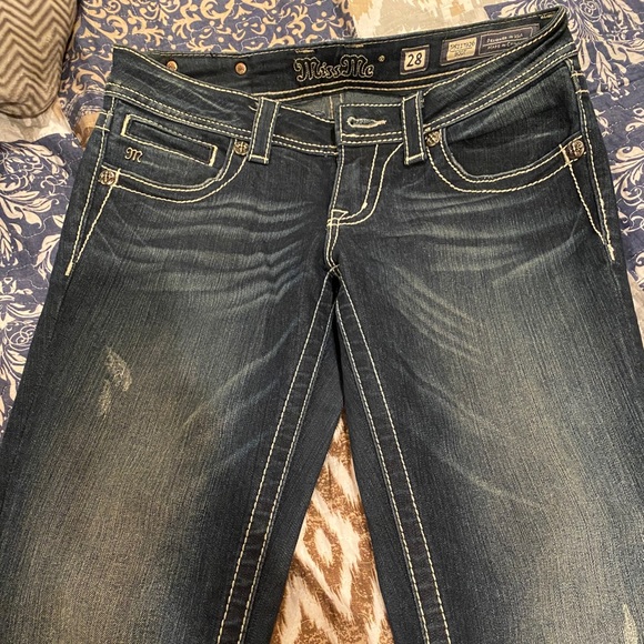Miss Me Jeans - Picture 2 of 2